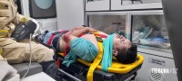 Siate socorre motociclista após colisão na Av. das Cataratas durante a madrugada