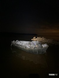 PF e forças estaduais apreendem embarcação com cigarros contrabandeados em Itaipulândia