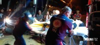 Duas vítimas graves após colisão entre moto e ônibus na Vila Carimã
