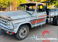 Motociclista fica ferido em colisão com caminhão no Jardim Santa Rita