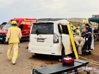 Acidente violento entre van e carreta termina em milagre: pastora é resgatada com vida 