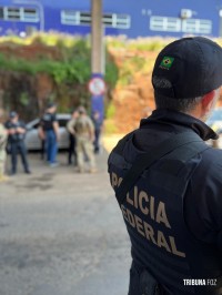 Policia Federal realiza extradição de foragido ligado à facção criminosa paulista