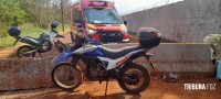 Estudante de medicina é socorrido pelo Siate após colidir moto contra  uma muralha de concreto na Vila Carimã