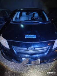 Guarda Municipal apreende três adolescentes com simulacro de pistola e carro roubado na região da Vila A