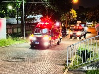 Homem é socorrido pelo Siate após ser alvejado por quatro tiros na Vila Carimã