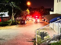 Homem é socorrido pelo Siate após ser alvejado por quatro tiros na Vila Carimã