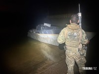 Policia Federal, Policia Civil e Policia Militar apreendem embarcação com cigarros contrabandeados