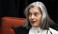 Cármen Lúcia diz que STF manterá defesa da democracia