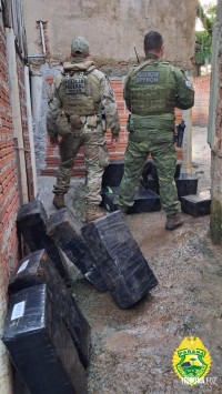 Policia Federal e Policia Militar apreendem 300 Kg de maconha em Foz do Iguaçu