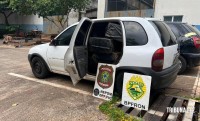 PF e PM apreendem veículo carregado com 14 caixas de cigarros na Vila Portes em Foz do Iguaçu