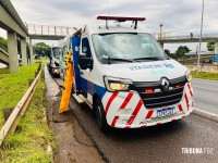 Viaduto mal planejado causa engarrafamento e acidentes na BR-277