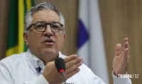 "Não vamos negar aos nossos filhos o direito à vacina", diz Padilha