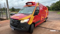 Motociclista fica ferido após queda na Av. Gramado