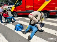 Duas pessoas ficam feridas após colisão entre Van paraguaia e moto na Vila Portes