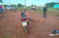 Colisão entre duas motos deixa duas pessoas feridas no Paraguai