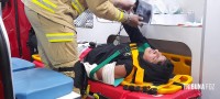 Motociclista é socorrido pelo Siate após colisão na Av. General Meira