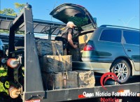 Policia Militar apreende veiculo com fardos de maconha no Jardim Jupira