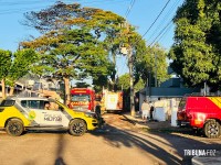 Incêndio residencial destrói duas casas no Conjunto Libra em Foz do Iguaçu 