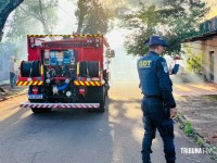 Incêndio residencial destrói duas casas no Conjunto Libra em Foz do Iguaçu 