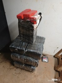 BPFRON e NEPOM apreendem 149,8 quilos de maconha em Foz do Iguaçu