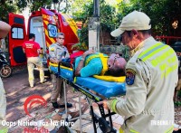 Idoso de 75 anos sofre mal súbito e cai sobre telhado enquanto fazia limpeza no Jardim Santa Rita