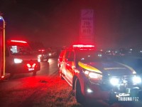 Motorista de carreta fica ferido após acidente na marginal da BR-277