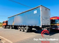 Milagre na BR-277: Motorista sai ileso de grave acidente com auto x carreta