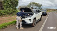 PRF apreende carro de luxo furtado na BR-277 em Céu Azul