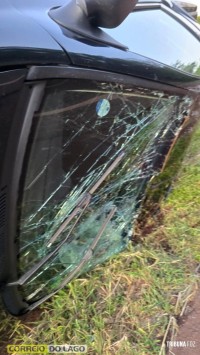 Caminhoneta tomba próximo à pedreira, entre os distritos de Sub-Sede e São Clemente em Santa Helena