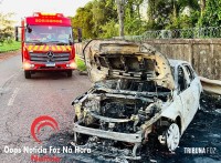 Carro usado em crime de homicídio é incendiado próximo ao Lago de Itaipu