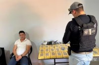 SENAD do Paraguai apreende 32 tabletes de cocaína em Presidente Franco SENAD do Paraguai apreende 32 tabletes de cocaína em Presidente Franco