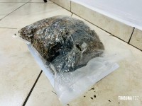 Entorpecente é abandonado às margens da BR-277 após indivíduo perceber fiscalização da PRF Entorpecente é abandonado às margens da BR-277 após indivíduo perceber fiscalização da PRF