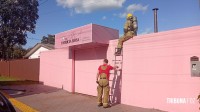 Bombeiros são acionados após inversor pegar fogo em residência no Jardim São Paulo
