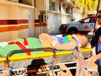 Motociclista sofre fratura exposta após colisão no Jardim Copacabana 