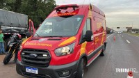 Motociclista é socorrido pelo Siate após colidir contra um caminhão na BR-277