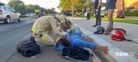 Motociclista paraguaio é socorrido pelo Siate após colisão traseira na Av. das Cataratas