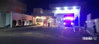 Bombeiros são acionados após incêndio a residência em condomínio fechado no Porto Meira