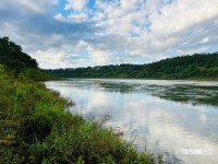 Corpo de homem é encontrado boiando no Rio Paraná em Foz do Iguaçu
