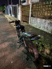 Guarda Municipal prende motociclista por direção perigosa na Praça 7 de Setembro no Bairro Morumbi durante a madrugada