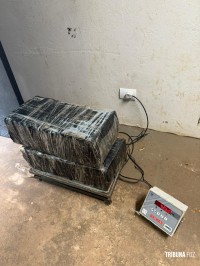 Policia Federal e Policia Militar apreendem 42,6 Kg de maconha na barranca do Rio Paraná em Foz do Iguaçu