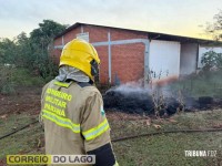 Incêndio em pilha de pneus mobiliza Bombeiros e Defesa Civil em Santa Helena