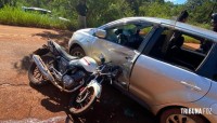 Colisão entre motocicleta e carro deixa uma pessoa ferida em Ciudad Del Este