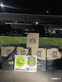 BPFRON e NEPOM apreendem veículos carregados com cigarros e pneus contrabandeados do Paraguai em Foz do Iguaçu
