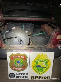 BPFRON e NEPOM apreendem veículos carregados com cigarros e pneus contrabandeados do Paraguai em Foz do Iguaçu