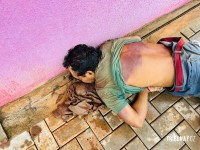 Homem é encontrado morto com sinais de violência em frente a estabelecimento no Jardim Universitário