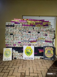 BPFRON, PM e PF apreendem veículo carregado com 442,9 Kg de maconha em Santa Tereza do Oeste