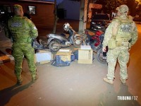PF e PM apreendem mercadorias descaminhadas na Favela do Queijo em Foz do Iguaçu