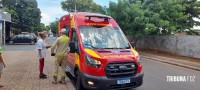 Adolescente é socorrido pelo Siate após colisão na Rua dos Golfinhos