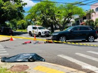 Mulher morre após colisão entre carro e moto no bairro AKLP em Foz do Iguaçu