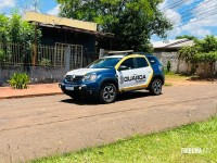 Homem é agredido após dívida com tráfico em beco do Jardim Canadá